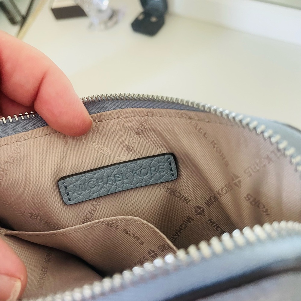 Michael Kors Blue Wristlet - Picture 4 of 6